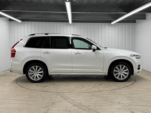 XC90 T5 AWD モーメンタム AppleCarPlay/フルセグTV/全周囲カメラ/ブラインドスポットモニター/シートヒーター/アダプティブクルーズコントロール/ステアリングスイッチ/メモリーシート/パワーシート/パワーバックドア(15枚目)