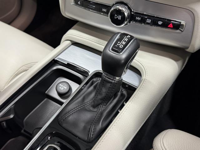 XC90 T5 AWD モーメンタム AppleCarPlay/フルセグTV/全周囲カメラ/ブラインドスポットモニター/シートヒーター/アダプティブクルーズコントロール/ステアリングスイッチ/メモリーシート/パワーシート/パワーバックドア(36枚目)