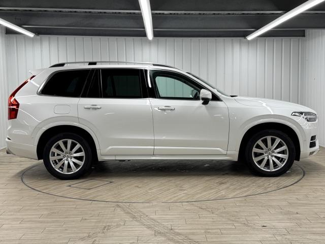 XC90 T5 AWD モーメンタム AppleCarPlay/フルセグTV/全周囲カメラ/ブラインドスポットモニター/シートヒーター/アダプティブクルーズコントロール/ステアリングスイッチ/メモリーシート/パワーシート/パワーバックドア(67枚目)
