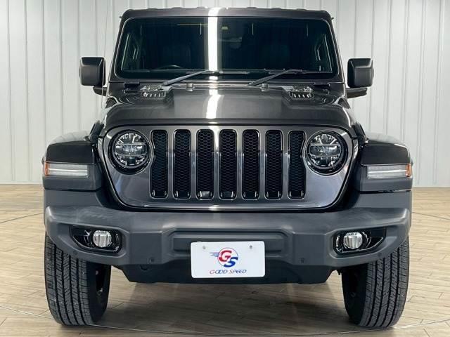 ジープ・ラングラーアンリミテッド サハラ　アルティテュード　限定２１０台／１オーナー／黒革／シートヒーター／ＡｐｐｌｅＣａｒＰｌａｙ／ブラインドスポット／アダプティブクルーズコントロール／ステアリングヒーター／バックモニター／サイドカメラ／フロントカメラ（13枚目）