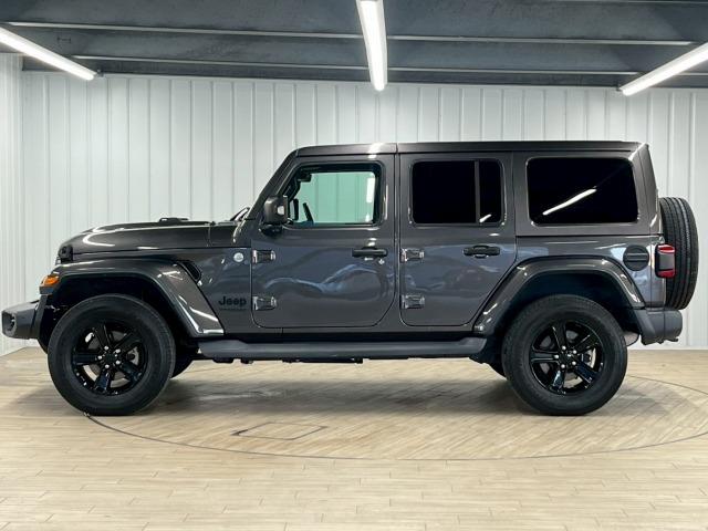 ジープ・ラングラーアンリミテッド サハラ　アルティテュード　限定２１０台／１オーナー／黒革／シートヒーター／ＡｐｐｌｅＣａｒＰｌａｙ／ブラインドスポット／アダプティブクルーズコントロール／ステアリングヒーター／バックモニター／サイドカメラ／フロントカメラ（66枚目）