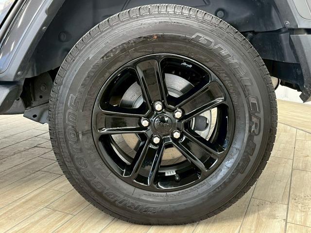 ジープ・ラングラーアンリミテッド サハラ　アルティテュード　限定２１０台／１オーナー／黒革／シートヒーター／ＡｐｐｌｅＣａｒＰｌａｙ／ブラインドスポット／アダプティブクルーズコントロール／ステアリングヒーター／バックモニター／サイドカメラ／フロントカメラ（70枚目）