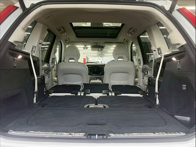 ＸＣ９０ Ｂ６　ＡＷＤ　インスクリプション　Ｂｏｗｅｒ＆Ｗｉｌｌｋｉｎｓ／ＡｐｐｌｅＣａｒＰｌａｙ／ベンチレーション／サンルーフ／レーダークルーズコントロール／シートヒーター／ステアリングヒーター／パワーシート／パワーバックドア（18枚目）