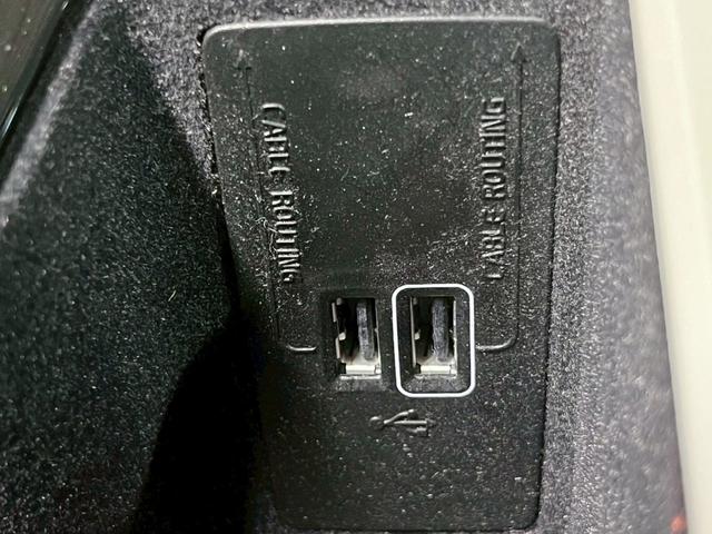 ＸＣ９０ Ｂ６　ＡＷＤ　インスクリプション　Ｂｏｗｅｒ＆Ｗｉｌｌｋｉｎｓ／ＡｐｐｌｅＣａｒＰｌａｙ／ベンチレーション／サンルーフ／レーダークルーズコントロール／シートヒーター／ステアリングヒーター／パワーシート／パワーバックドア（61枚目）