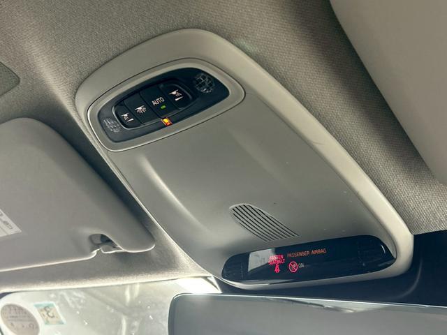 ＸＣ４０ Ｂ３　モメンタム　ＡｐｐｌｅＣａｒｐｌａｙ／全周囲カメラ／フルセグ／ブラインドスポット／アダプティブクルーズコントロール／シートヒーター／ステアリングヒーター／パワーテールゲート／ＬＥＤヘッドライト／パワーシート（33枚目）