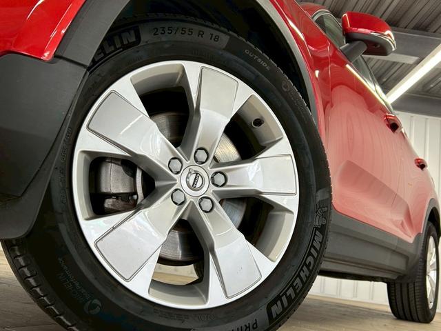 ＸＣ４０ Ｂ３　モメンタム　ＡｐｐｌｅＣａｒｐｌａｙ／全周囲カメラ／フルセグ／ブラインドスポット／アダプティブクルーズコントロール／シートヒーター／ステアリングヒーター／パワーテールゲート／ＬＥＤヘッドライト／パワーシート（78枚目）