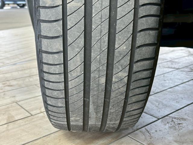 ＸＣ４０ Ｂ３　モメンタム　ＡｐｐｌｅＣａｒｐｌａｙ／全周囲カメラ／フルセグ／ブラインドスポット／アダプティブクルーズコントロール／シートヒーター／ステアリングヒーター／パワーテールゲート／ＬＥＤヘッドライト／パワーシート（79枚目）