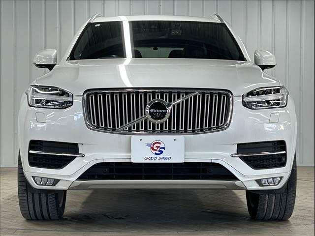 ＸＣ９０ Ｔ６　ＡＷＤ　インスクリプション　サンルーフ／黒革シート／ベンチレーション／シートヒーター／ステアリングヒーター／全周囲カメラ／ＡｐｐｌｅＣａｒＰｌａｙ／ブラインドスポット／パワーテールゲート／フルセグ／ヘッドアップディスプレイ（13枚目）
