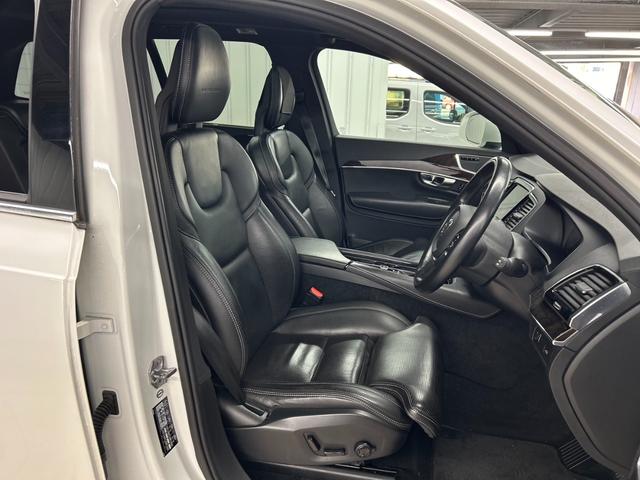 ＸＣ９０ Ｔ６　ＡＷＤ　インスクリプション　サンルーフ／黒革シート／ベンチレーション／シートヒーター／ステアリングヒーター／全周囲カメラ／ＡｐｐｌｅＣａｒＰｌａｙ／ブラインドスポット／パワーテールゲート／フルセグ／ヘッドアップディスプレイ（49枚目）