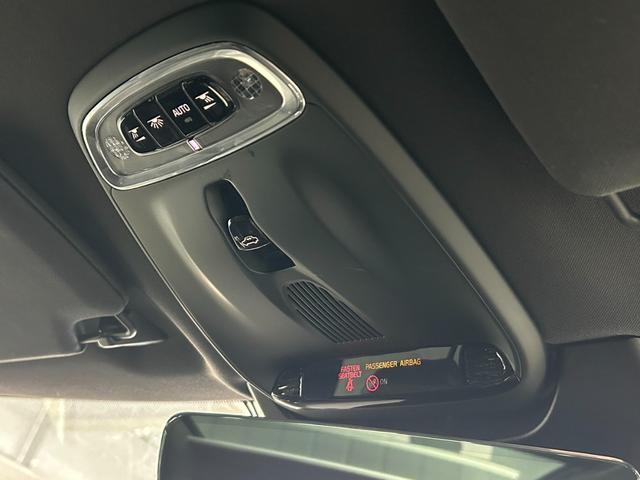 ＸＣ９０ Ｔ６　ＡＷＤ　インスクリプション　サンルーフ／黒革シート／ベンチレーション／シートヒーター／ステアリングヒーター／全周囲カメラ／ＡｐｐｌｅＣａｒＰｌａｙ／ブラインドスポット／パワーテールゲート／フルセグ／ヘッドアップディスプレイ（57枚目）