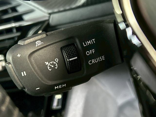 ２００８ アリュール　ハイラインパッケージ／ＡｐｐｌｅＣａｒｐｌａｙ／黒革シート／全周囲カメラ／シートヒーター／アンビエントライト／ブラインドスポット／パワーテールゲートアダプティブクルーズコントロール／パワーシート（26枚目）