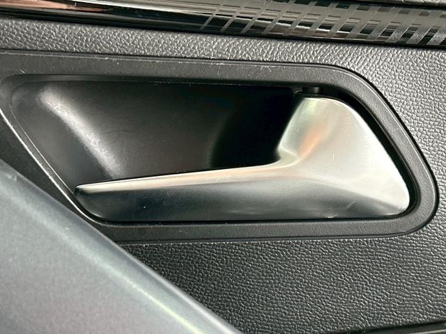 ２００８ アリュール　ハイラインパッケージ／ＡｐｐｌｅＣａｒｐｌａｙ／黒革シート／全周囲カメラ／シートヒーター／アンビエントライト／ブラインドスポット／パワーテールゲートアダプティブクルーズコントロール／パワーシート（34枚目）