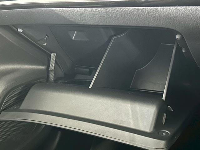 ２００８ アリュール　ハイラインパッケージ／ＡｐｐｌｅＣａｒｐｌａｙ／黒革シート／全周囲カメラ／シートヒーター／アンビエントライト／ブラインドスポット／パワーテールゲートアダプティブクルーズコントロール／パワーシート（43枚目）