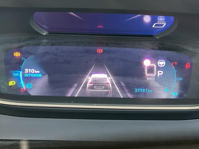 ２００８ アリュール　ハイラインパッケージ／ＡｐｐｌｅＣａｒｐｌａｙ／黒革シート／全周囲カメラ／シートヒーター／アンビエントライト／ブラインドスポット／パワーテールゲートアダプティブクルーズコントロール／パワーシート（55枚目）