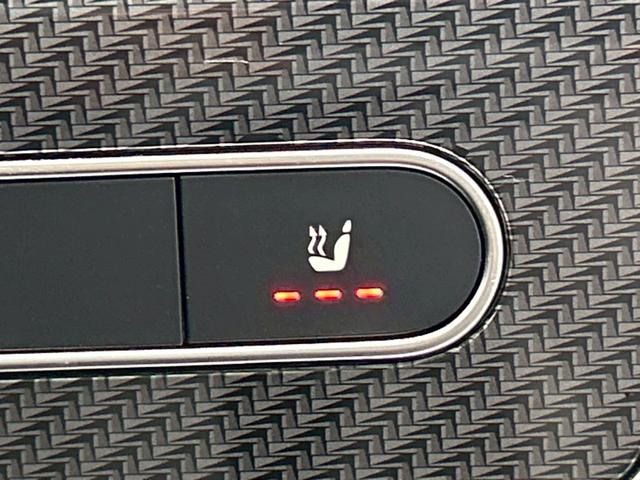 GLAクラス GLA200d 4マチック AMGライン サンルーフ/レーダーセーフティPKG/全周囲カメラ/シートヒーター/パワーテールゲート/ブラインドスポット/アダプティブクルーズコントロール/フルセグ/パワーシート/ETC/メーカーナビ/キーレスゴー(39枚目)