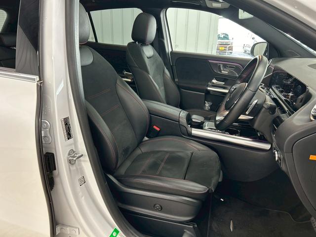 GLAクラス GLA200d 4マチック AMGライン サンルーフ/レーダーセーフティPKG/全周囲カメラ/シートヒーター/パワーテールゲート/ブラインドスポット/アダプティブクルーズコントロール/フルセグ/パワーシート/ETC/メーカーナビ/キーレスゴー(56枚目)