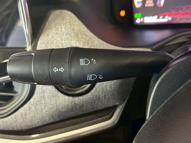 ジープ・コンパス ロンジチュード　ＡｐｐｌｅＣａｒＰｌａｙ／アダプティブクルーズコントロール／ブラインドスポット／バックモニター／ＬＥＤヘッドライト／デジタル液晶メーター／ＥＴＣ／プッシュスタート／フルセグ／純正アルミホイール（37枚目）