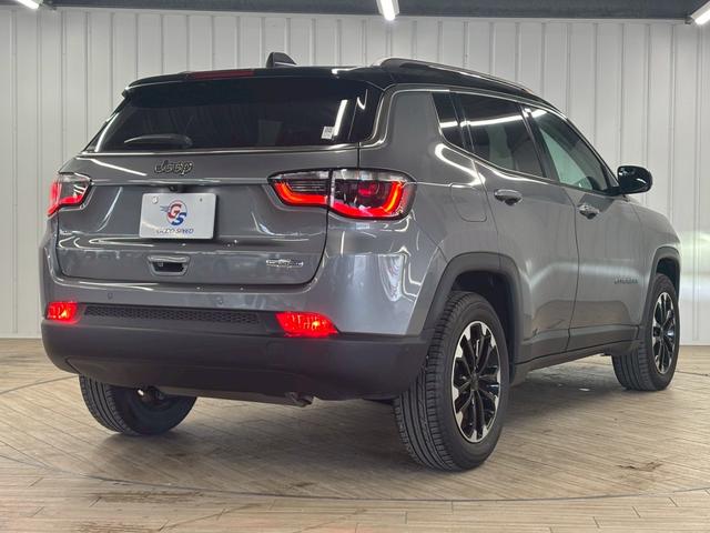 ジープ・コンパス ロンジチュード　ＡｐｐｌｅＣａｒＰｌａｙ／アダプティブクルーズコントロール／ブラインドスポット／バックモニター／ＬＥＤヘッドライト／デジタル液晶メーター／ＥＴＣ／プッシュスタート／フルセグ／純正アルミホイール（49枚目）