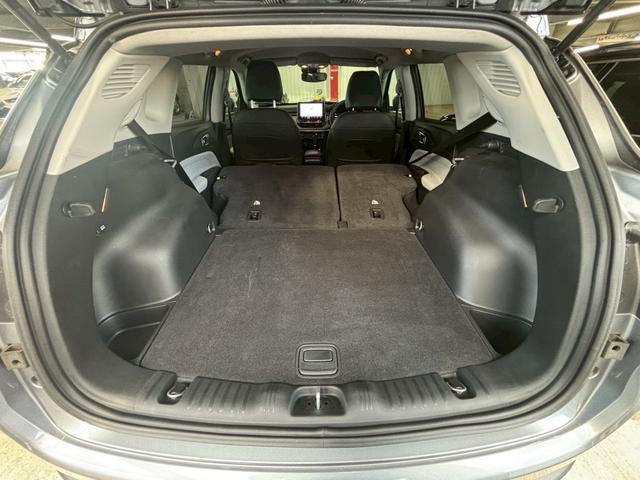 ジープ・コンパス ロンジチュード　ＡｐｐｌｅＣａｒＰｌａｙ／アダプティブクルーズコントロール／ブラインドスポット／バックモニター／ＬＥＤヘッドライト／デジタル液晶メーター／ＥＴＣ／プッシュスタート／フルセグ／純正アルミホイール（57枚目）