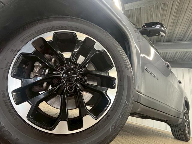 ジープ・コンパス ロンジチュード　ＡｐｐｌｅＣａｒＰｌａｙ／アダプティブクルーズコントロール／ブラインドスポット／バックモニター／ＬＥＤヘッドライト／デジタル液晶メーター／ＥＴＣ／プッシュスタート／フルセグ／純正アルミホイール（68枚目）