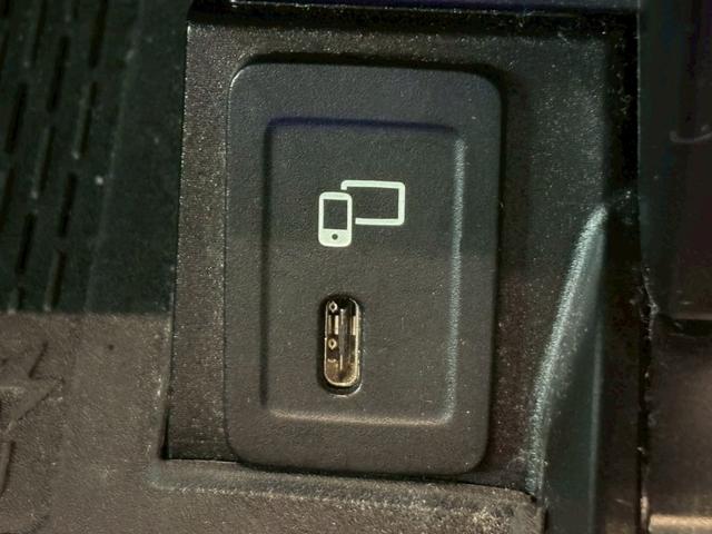 ＧＬＣ ＧＬＣ２２０ｄ　４マチック　ＡＭＧライン　サンルーフ／全周囲カメラ／シートヒーター／アンビエントライト／ブラインドアシスト／エアサスペンション／パワーシート／ＵＳＢポート／電動リアゲート／アダプティブクルーズコントロール／キーレスゴー（33枚目）