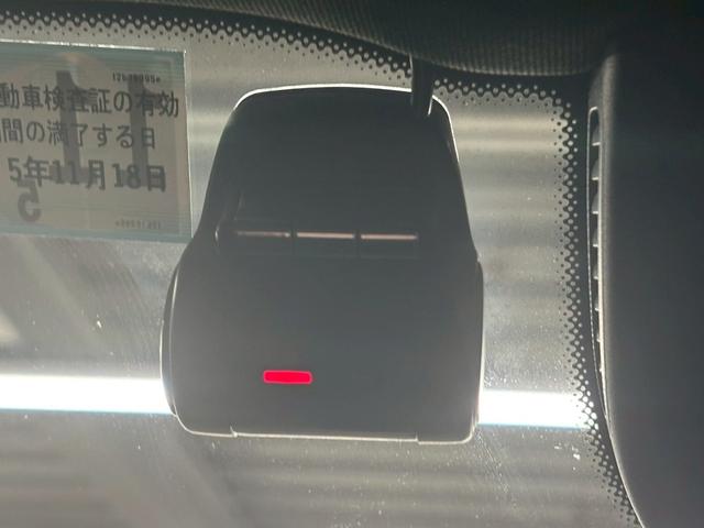 ＧＬＣ ＧＬＣ２２０ｄ　４マチック　ＡＭＧライン　サンルーフ／全周囲カメラ／シートヒーター／アンビエントライト／ブラインドアシスト／エアサスペンション／パワーシート／ＵＳＢポート／電動リアゲート／アダプティブクルーズコントロール／キーレスゴー（41枚目）