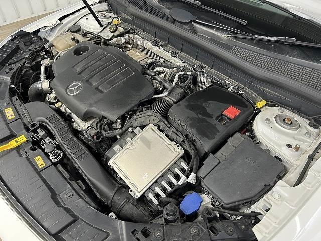 GLB GLB200d AMGライン 全周囲カメラ/アンビエントライト/フルセグ/ブラインドスポットモニター/シートヒーター/パワーシート/シートメモリー/Bluetooth接続/キーレスゴー/アイドリングストップ/ステアリングスイッチ(12枚目)