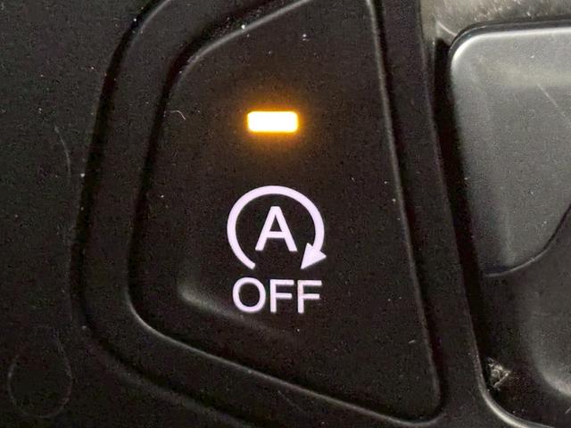 ジープ・レネゲード ナイトイーグル　特別仕様車／ＡｐｐｌｅＣａｒｐｌａｙ／クリアランスソナー／ブラインドアシスト／アイドリングストップ／レーンキープアシスト／ＵＳＢポート／スマートキー／クルーズコントロール／ＥＴＣ／オートライト（29枚目）