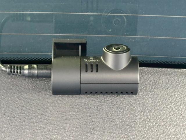 ジープ・レネゲード ナイトイーグル　特別仕様車／ＡｐｐｌｅＣａｒｐｌａｙ／クリアランスソナー／ブラインドアシスト／アイドリングストップ／レーンキープアシスト／ＵＳＢポート／スマートキー／クルーズコントロール／ＥＴＣ／オートライト（38枚目）