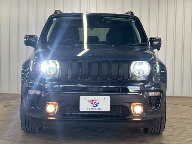 ジープ・レネゲード ナイトイーグル　特別仕様車／ＡｐｐｌｅＣａｒｐｌａｙ／クリアランスソナー／ブラインドアシスト／アイドリングストップ／レーンキープアシスト／ＵＳＢポート／スマートキー／クルーズコントロール／ＥＴＣ／オートライト（54枚目）