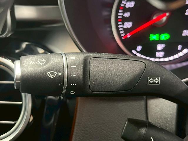 GLC GLC220d 4マチック クーペスポーツ メーカーナビ/フルセグTV/Bluetooth/全周囲カメラ/シートヒーター/アダプティブクルーズコントロール/ブラインドスポットモニター/電動リアゲート/パワーシート/ヘッドアップディスプレイ(44枚目)