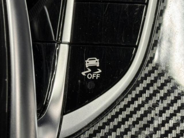 GLC GLC220d 4マチック クーペスポーツ メーカーナビ/全周囲カメラ/フルセグTV/Bluetooth/シートヒーター/電動リアゲート/アダプティブクルーズコントロール/ブラインドスポットモニター/ヘッドアップディスプレイ(67枚目)