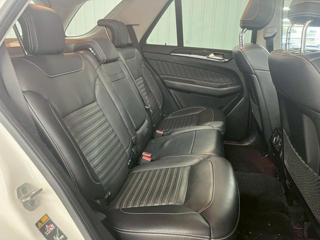 GLE GLE350d 4マチックスポーツ メーカーナビ/全周囲カメラ/フルセグTV/Bluetooth/サンルーフ/黒革/シートヒーター/サンルーフ/アダプティブクルーズコントロール/ブラインドスポットモニター/電動リアゲート(36枚目)