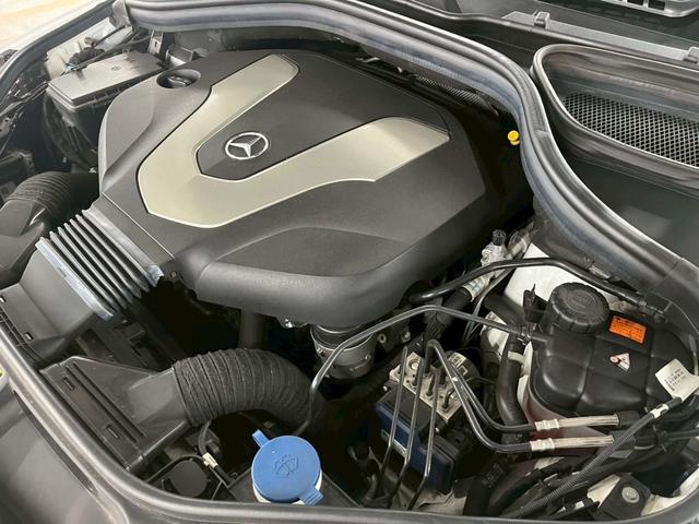 GLE GLE350d 4マチックスポーツ メーカーナビ/全周囲カメラ/フルセグTV/Bluetooth/サンルーフ/黒革/シートヒーター/サンルーフ/アダプティブクルーズコントロール/ブラインドスポットモニター/電動リアゲート(75枚目)