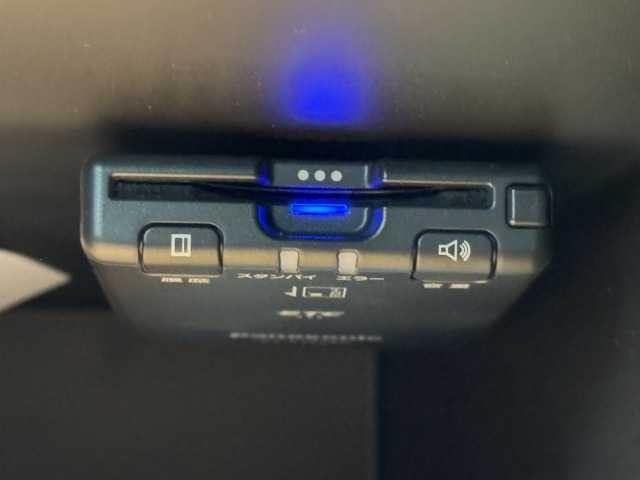 キャプチャー インテンス　純正ディスプレイオーディオ／ＡｐｐｌｅＣａｒＰｌａｙ／アンドロイドオート／Ｂｌｕｅｔｏｏｔｈ／全周囲カメラ／アダプティブクルーズコントロール／シートヒーター／ステアリングヒーター／ブラインドスポット（10枚目）