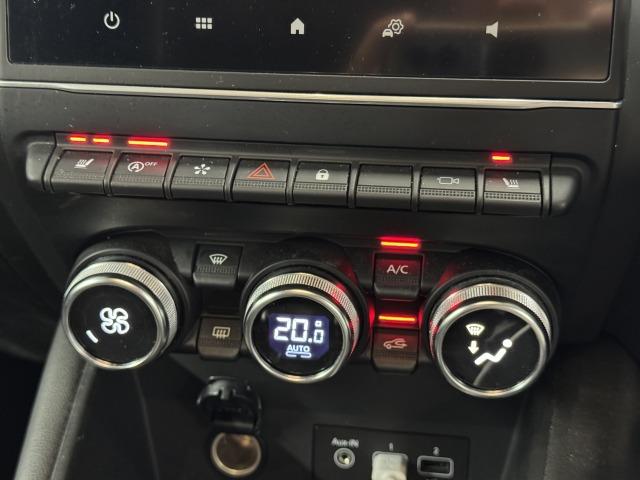 キャプチャー インテンス　純正ディスプレイオーディオ／ＡｐｐｌｅＣａｒＰｌａｙ／アンドロイドオート／Ｂｌｕｅｔｏｏｔｈ／全周囲カメラ／アダプティブクルーズコントロール／シートヒーター／ステアリングヒーター／ブラインドスポット（52枚目）