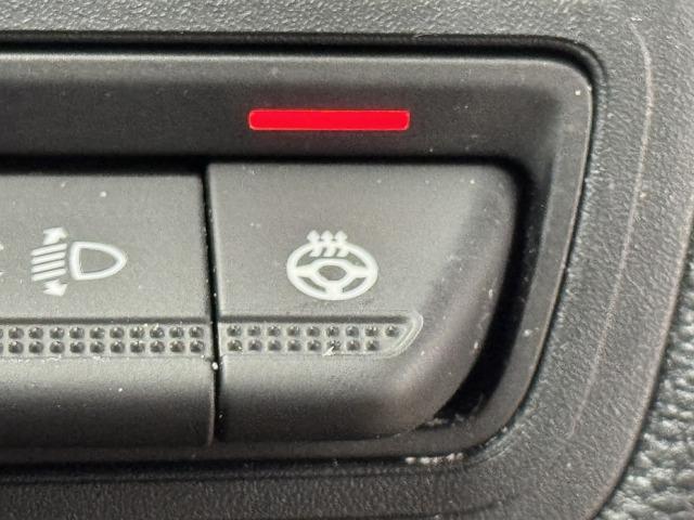 キャプチャー インテンス　純正ディスプレイオーディオ／ＡｐｐｌｅＣａｒＰｌａｙ／アンドロイドオート／Ｂｌｕｅｔｏｏｔｈ／全周囲カメラ／アダプティブクルーズコントロール／シートヒーター／ステアリングヒーター／ブラインドスポット（57枚目）