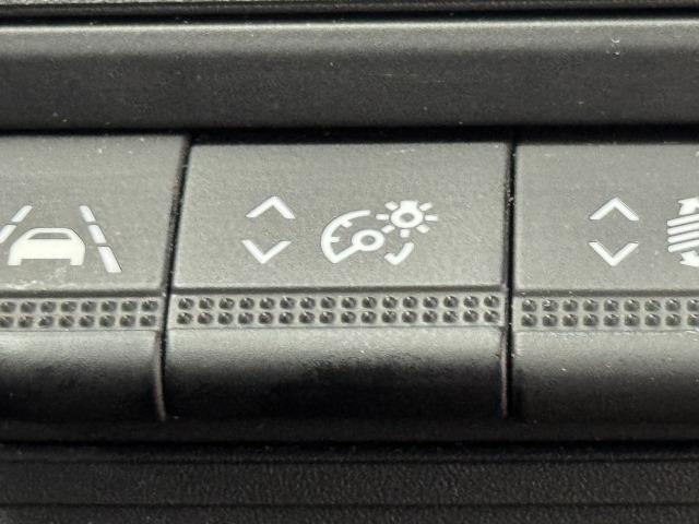 キャプチャー インテンス　純正ディスプレイオーディオ／ＡｐｐｌｅＣａｒＰｌａｙ／アンドロイドオート／Ｂｌｕｅｔｏｏｔｈ／全周囲カメラ／アダプティブクルーズコントロール／シートヒーター／ステアリングヒーター／ブラインドスポット（58枚目）