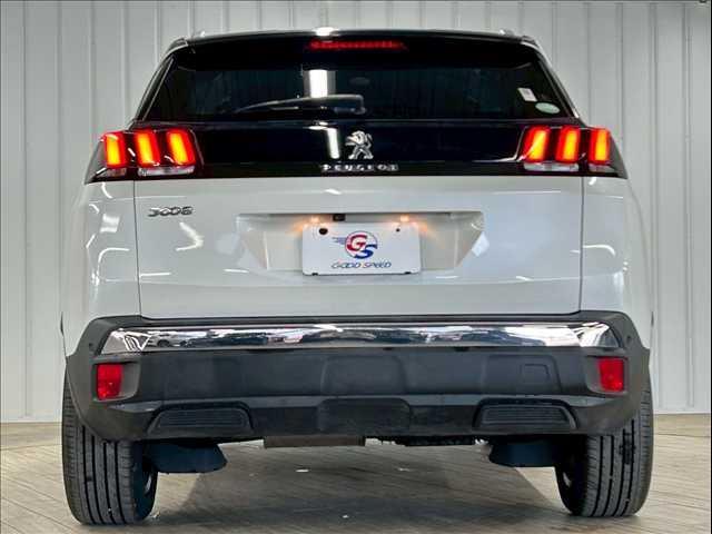 ３００８ ＧＴ　Ｂｌｕｅ　ＨＤｉ　スペシャルエディション　グリップコントロール／ブラインドスポット／オートエアコン／バックカメラ／クルーズコントロール／電動リアゲート／ＥＴＣ／ＵＳＢポート／プッシュスタート／パドルシフト／チャイルドロック／レーンキープアシス（14枚目）