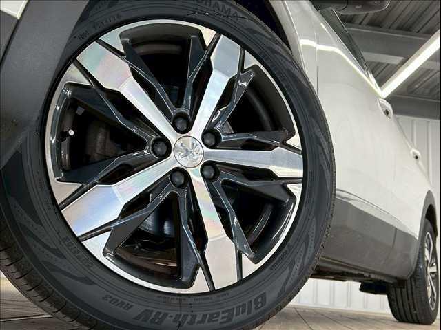 ３００８ ＧＴ　Ｂｌｕｅ　ＨＤｉ　スペシャルエディション　グリップコントロール／ブラインドスポット／オートエアコン／バックカメラ／クルーズコントロール／電動リアゲート／ＥＴＣ／ＵＳＢポート／プッシュスタート／パドルシフト／チャイルドロック／レーンキープアシス（19枚目）