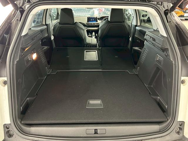 ３００８ ＧＴ　Ｂｌｕｅ　ＨＤｉ　スペシャルエディション　グリップコントロール／ブラインドスポット／オートエアコン／バックカメラ／クルーズコントロール／電動リアゲート／ＥＴＣ／ＵＳＢポート／プッシュスタート／パドルシフト／チャイルドロック／レーンキープアシス（64枚目）