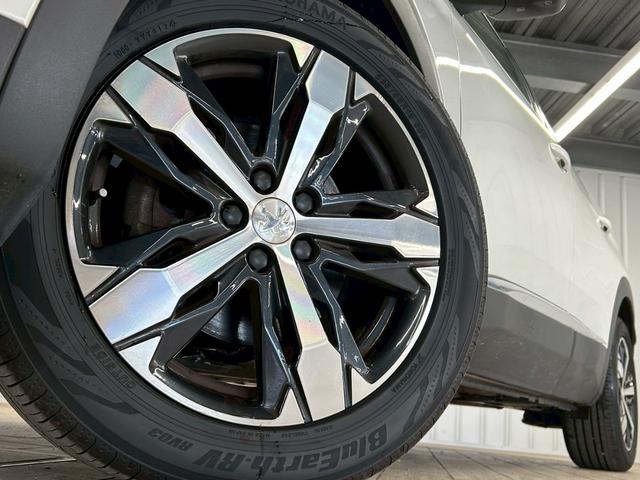 ３００８ ＧＴ　Ｂｌｕｅ　ＨＤｉ　スペシャルエディション　グリップコントロール／ブラインドスポット／オートエアコン／バックカメラ／クルーズコントロール／電動リアゲート／ＥＴＣ／ＵＳＢポート／プッシュスタート／パドルシフト／チャイルドロック／レーンキープアシス（72枚目）