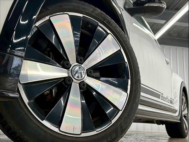 ザ・ビートル Rライン ブラインドスポット/純正ナビ/クルーズコントロール/バックモニター/フルセグ/クリアランスソナー/プッシュスタート/パドルシフト/ETC/純正アルミホイールオートエアコン/オートライト(20枚目)