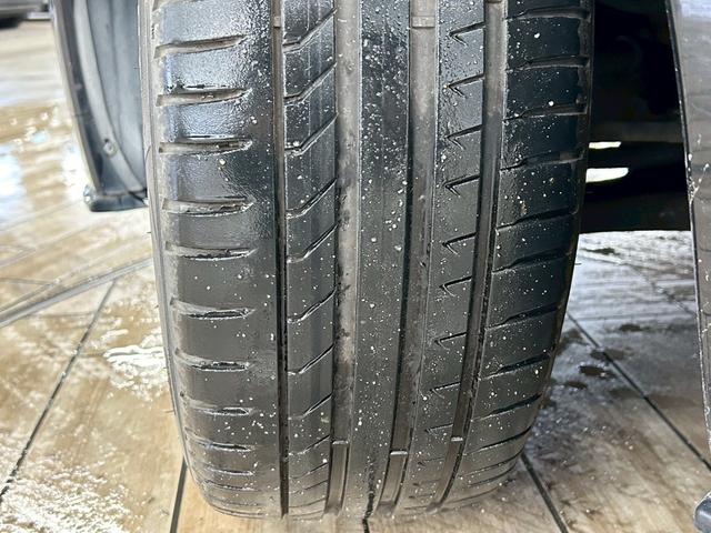 ザ・ビートル Rライン ブラインドスポット/純正ナビ/クルーズコントロール/バックモニター/フルセグ/クリアランスソナー/プッシュスタート/パドルシフト/ETC/純正アルミホイールオートエアコン/オートライト(26枚目)