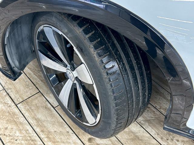 ザ・ビートル Rライン ブラインドスポット/純正ナビ/クルーズコントロール/バックモニター/フルセグ/クリアランスソナー/プッシュスタート/パドルシフト/ETC/純正アルミホイールオートエアコン/オートライト(27枚目)