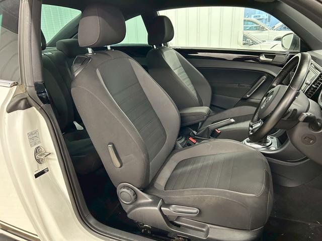 ザ・ビートル Rライン ブラインドスポット/純正ナビ/クルーズコントロール/バックモニター/フルセグ/クリアランスソナー/プッシュスタート/パドルシフト/ETC/純正アルミホイールオートエアコン/オートライト(48枚目)