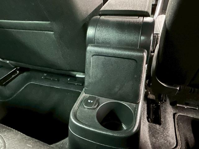 ザ・ビートル Rライン ブラインドスポット/純正ナビ/クルーズコントロール/バックモニター/フルセグ/クリアランスソナー/プッシュスタート/パドルシフト/ETC/純正アルミホイールオートエアコン/オートライト(52枚目)