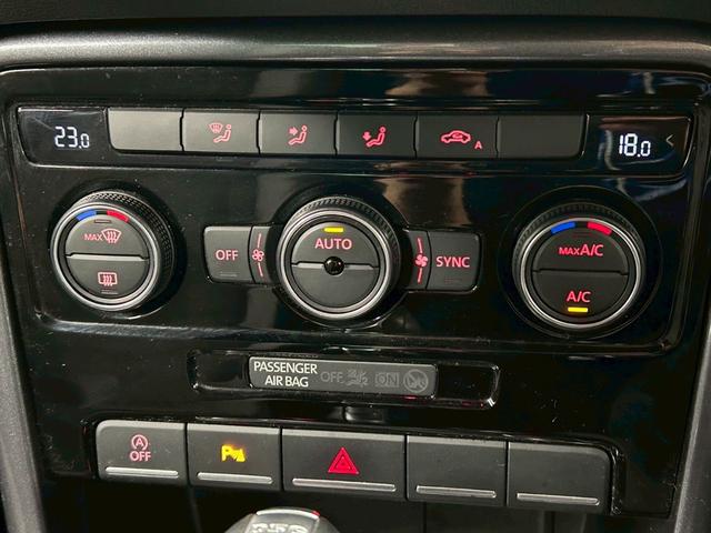 ザ・ビートル Rライン ブラインドスポット/純正ナビ/クルーズコントロール/バックモニター/フルセグ/クリアランスソナー/プッシュスタート/パドルシフト/ETC/純正アルミホイールオートエアコン/オートライト(56枚目)