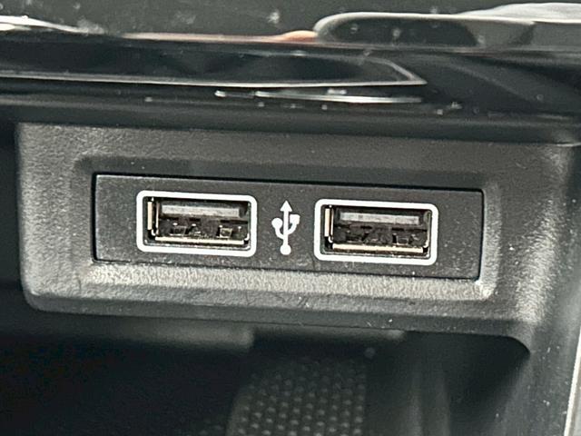 T-クロス TSI 1st 特別仕様車/AppleCarplay/アダプティブクルーズコントロール/ブラインドスポット/フルセグ/メーカーナビ/バックモニター/ETC/LEDヘッドライト/パーキングアシスト/CD・DVD再生(33枚目)