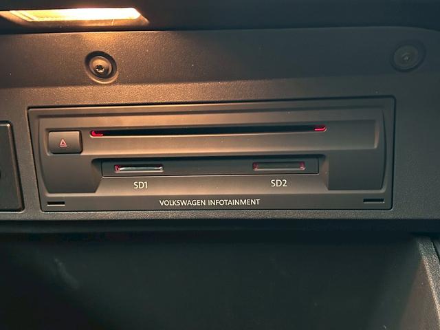 T-クロス TSI 1st 特別仕様車/AppleCarplay/アダプティブクルーズコントロール/ブラインドスポット/フルセグ/メーカーナビ/バックモニター/ETC/LEDヘッドライト/パーキングアシスト/CD・DVD再生(40枚目)